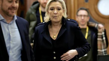 Marine Le Pen, présidente du groupe parlementaire du Rassemblement National (RN), arrive au Palais de Justice de Paris? le 3 février 2026