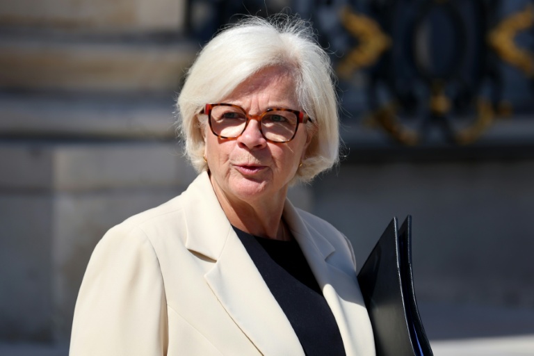 La ministre des Armées, Catherine Vautrin, à la sortie de l'Elysée, le 27 mai 2026 à Paris