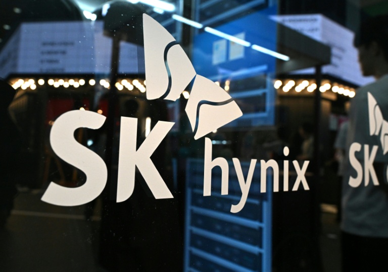 Le géant sud-coréen des puces mémoire SK hynix a fixé vendredi le prix de ses actions qui vont être introduites plus tard dans la journée à Wall Street