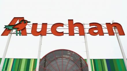 en difficulté, Auchan prévoit de basculer sous bannière Intermarché et Netto en franchise ses quelque 300 supermarchés