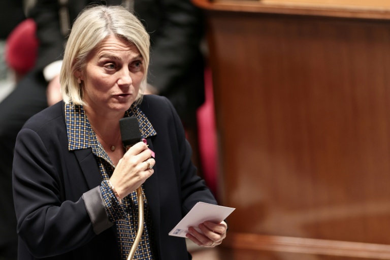La ministre de la Santé Stéphanie Rist s'exprime à l'Assemblée nationale le 29 octobre 2025 à Paris