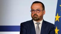 Le ministre chargé de la Santé et de l'Accès aux soins Yannick Neuder, le 28 avril 2025 à Paris