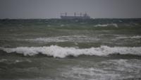 Un cargo navigue dans la mer Noire, à Krapets, au nord-est de la Bulgarie le 14 octobre 2026