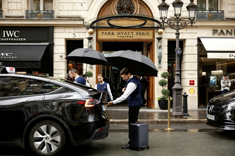 L'entrée de l'hôtel cinq étoiles Park Hyatt Paris-Vendôme, le 2 juin 2026 à Paris 