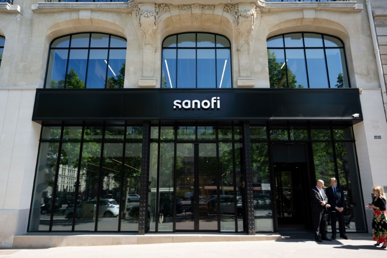 Le siège social parisien du géant pharmaceutique Sanofi.