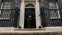 La porte du 10 Downing Street à Londres, résidence officielle et lieu de travail du Premier ministre du Royaume-Uni, le 21 juin 2026