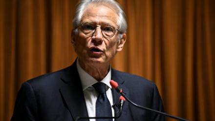 L'ancien Premier ministre Dominique de Villepin lors d'une conférence à La Sorbonne, à Paris, le 27 mars 2026 
