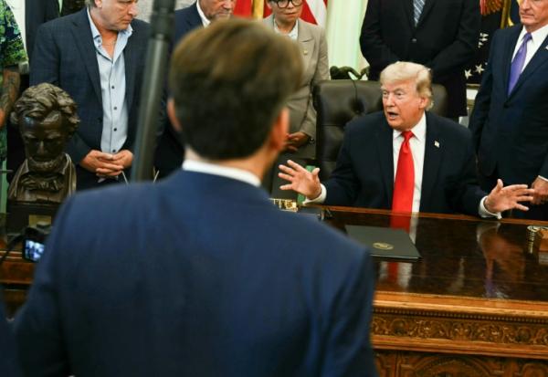 Donald Trump dans le bureau Ovale, le 11 juin 2026.