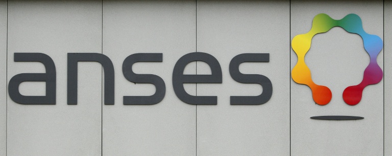 Le logo de l'Anses à l'entrée de son siège à Maison-Alfort, le 7 juillet 2015