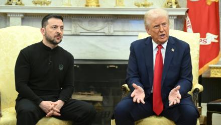 Le président ukrainien Volodymyr Zelensky et son homologue américain Donald Trump à la Maison Blanche, le 28 février 2025