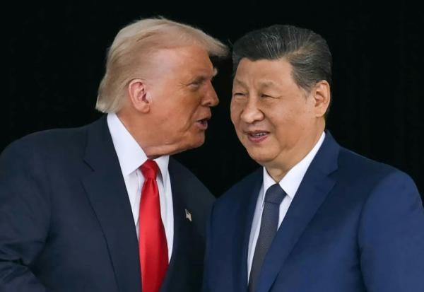 Le président américain Donald Trump se rend en Chine, où il rencontrera son homologue Xi Jinping pour la deuxième fois depuis son retour au pouvoir