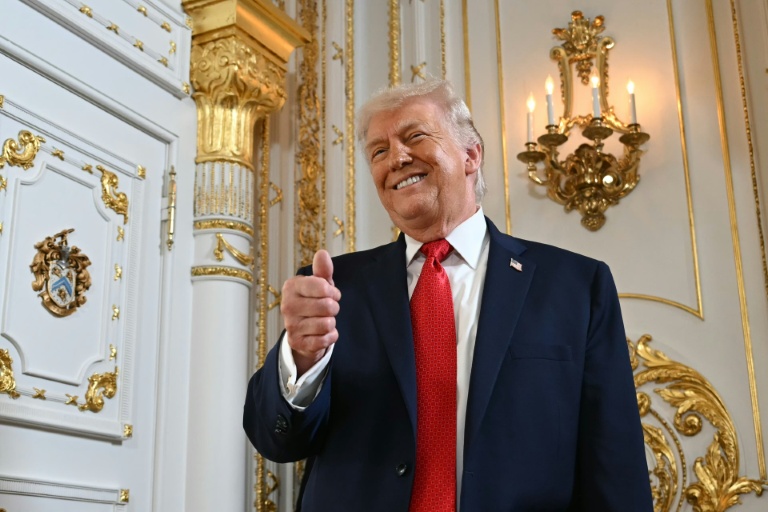 Le président américain Donald Trump dans sa résidence de Mar-a-Lago, à Palm Beach, le 16 janvier 2026