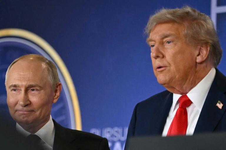 Donald Trump et Vladimir Poutine à Anchorage, en Alaska, le 15 août 2025