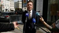 Jean-Eudes Gannat, porte-parole du "Comité du 9 mai" s'adresse à la presse, le 8 mai 2026 à Paris