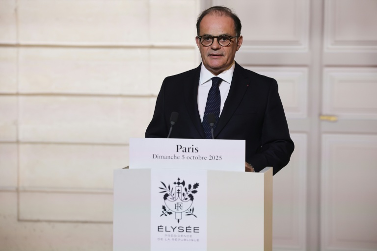 le secrétaire général de l'Elysée, Emmanuel Moulin annonce le nouveau gouvernement le 5 octobre 2025 à l'Elysée