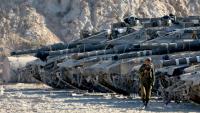 Des chars de l'armée israélienne positionnés à la frontière entre Israël et la bande de Gaza, le 29 mai 2025