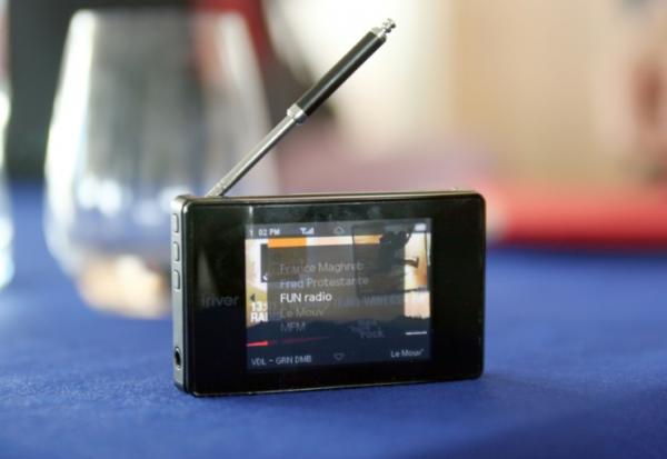 Un quart des Français a déjà utilisé la radio pour s'informer dans une situation de crise comme une catastrophe naturelle ou un acte terroriste, selon un sondage