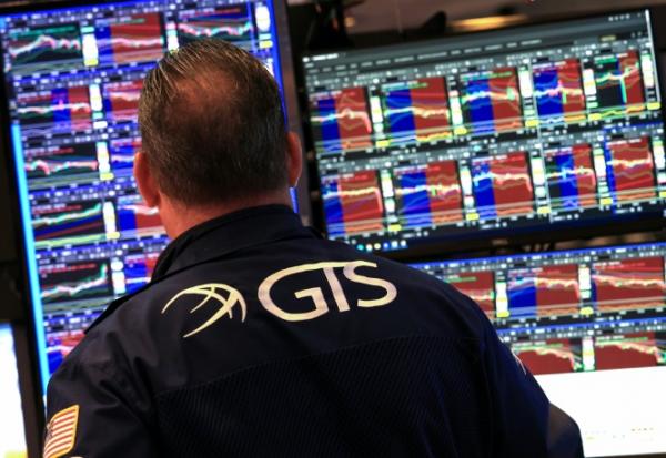 Un opérateur à la Bourse de New York, le 19 mai 2026