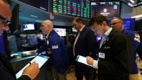 Des opérateurs à la Bourse de New York, le 27 mai 2025.