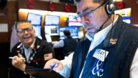 Traders sur le parquet du New York Stock Exchange le 1er avril 2025.
