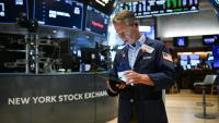 Un opérateur à la Bourse de New York le 13 juin 2025
