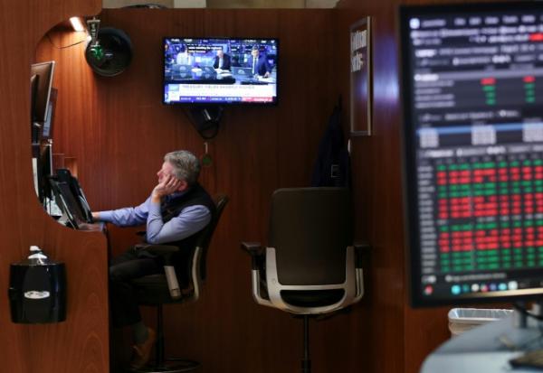 Un opérateur à la Bourse de New York, le 19 mai 2025.