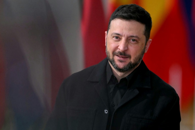 Le président ukrainien Volodymyr Zelensky s'exprime depuis Bruxelles le 23 octobre 2025