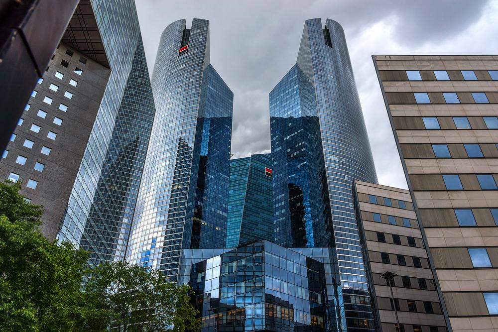 Société Générale, plus forte baisse du CAC 40 à la mi-séance du vendredi 17 octobre 2025