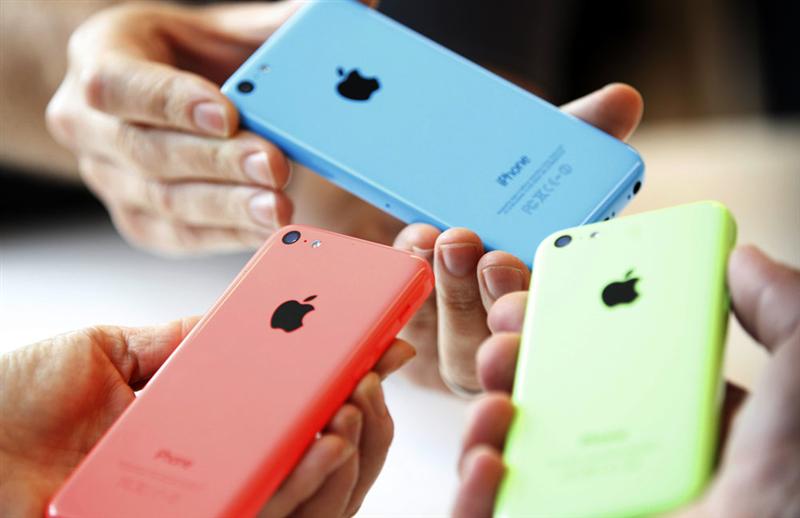 Apple : Donald Trump menace de nouveau le groupe
