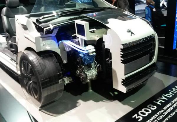 Automobile : l'hybride en sauveur