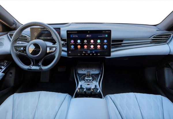 Automobile : nouvelle progression du marché européen en août, envolée des ventes de voitures électriques