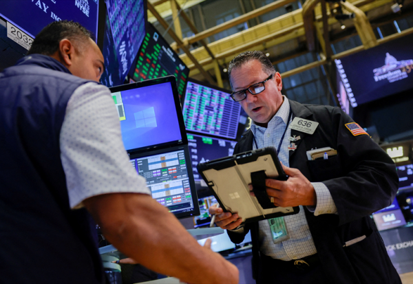 Clôture Wall Street : New York dans le rouge, plombée par le dossier iranien et la Fed