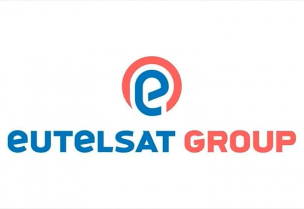 Eutelsat commande 340 nouveaux satellites à Airbus