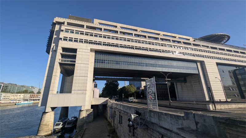 Fortes secousses sur la dette française
