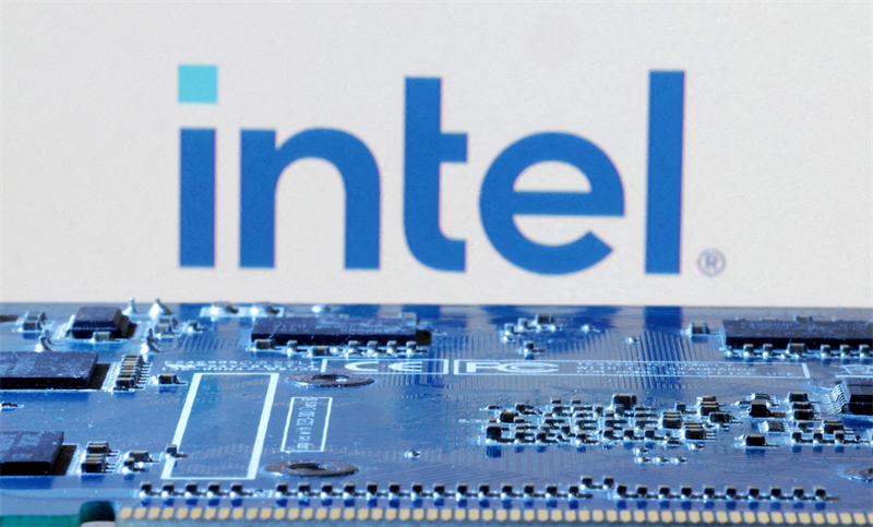 Intel flambe à Wall Street, vers une prise de participation du gouvernement US ?
