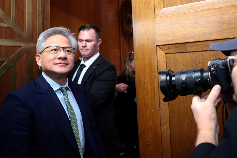 Nvidia : revue entamée pour la vente des puces H200 en Chine