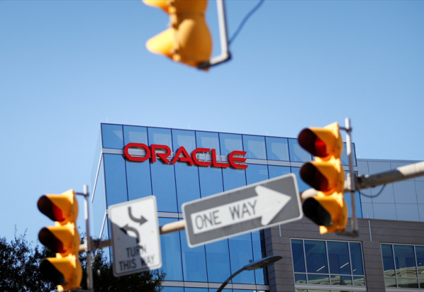 Oracle tranche dans ses effectifs