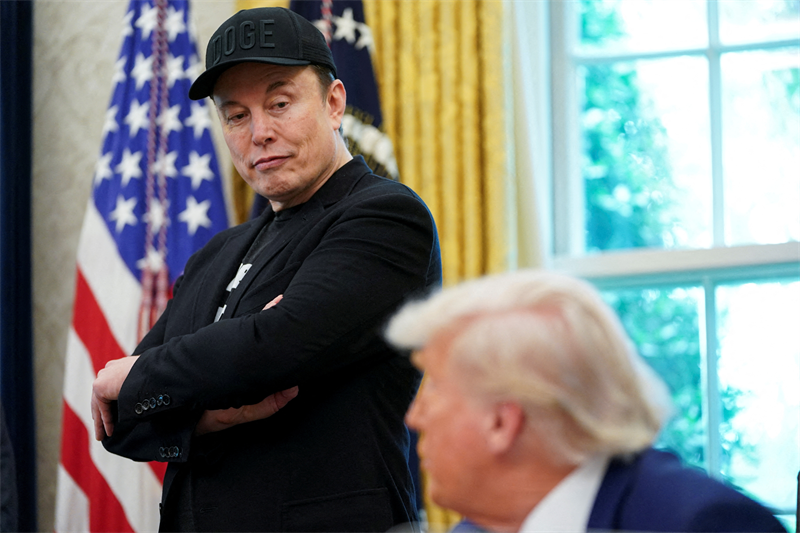 Ouverture Paris : attentisme sur le CAC 40 avant l'emploi US et après l'affrontement Musk/Trump