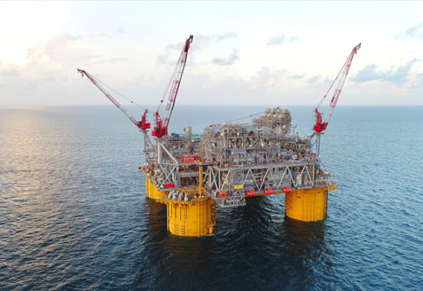 Pétrole : le secteur recule, plombé par la chute des cours de l'or noir