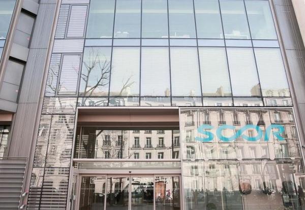 Scor : Fitch relève la perspective crédit