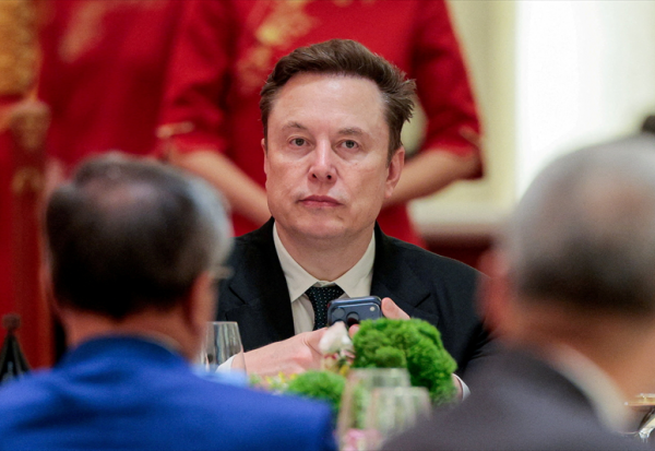 Technologies : une flambée des coûts sans précédent, selon Tim Cook et Elon Musk