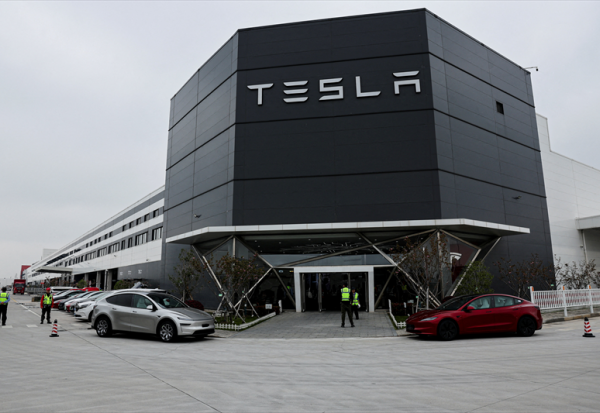 Tesla : une cession de l'unité chinoise en vue d'une fusion avec SpaceX ?