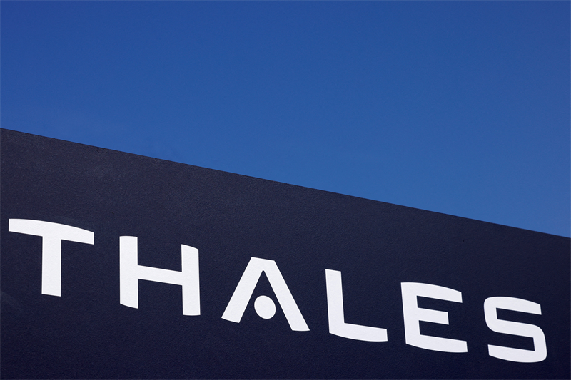 Thales : douze radars pour protéger l'espace aérien roumain