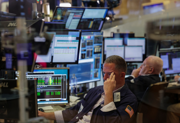Wall Street accélère vers les sommets, sur des chiffres rassurants de l'inflation