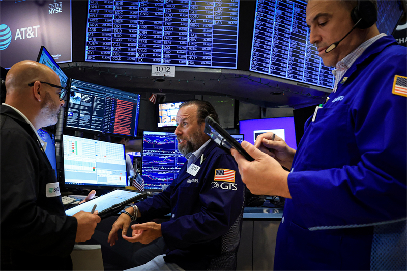 Wall Street : le Nasdaq timidement dans le vert, en attendant Alphabet, Tesla et Intel