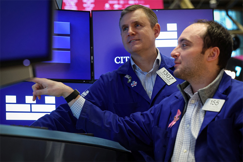 Wall Street repasse dans le vert, en attendant Alphabet, Amazon et l'emploi