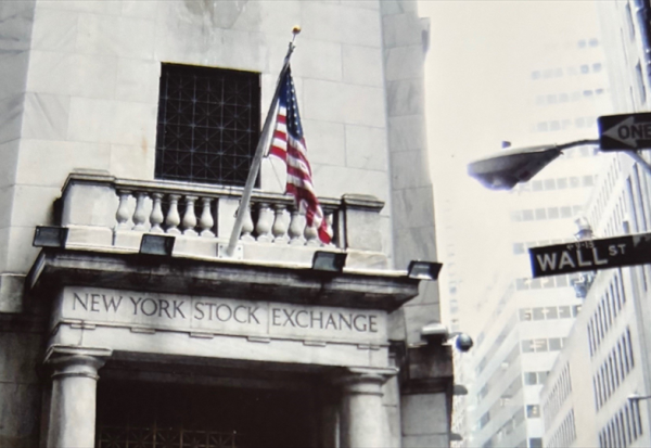 Wall Street termine finalement dans le rouge