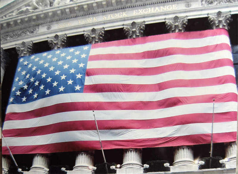 Wall Street termine sur ses sommets, dans l'espoir d'un accord en Iran