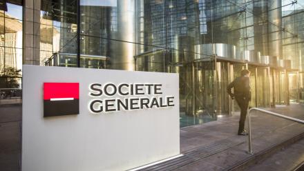 Société Générale en berne dans un contexte pesant
