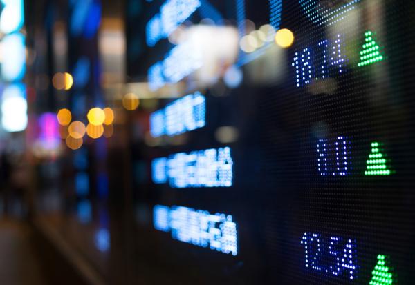 Traton dans le rouge, UBS n'est plus à l'achat
